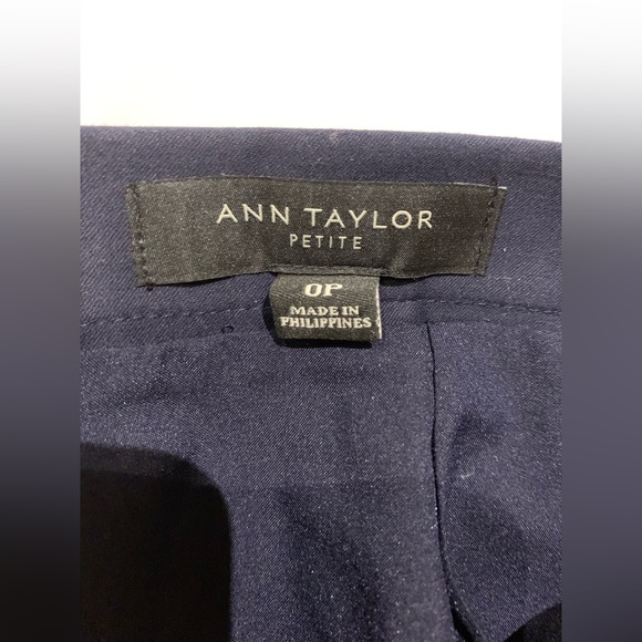 Brand new - Navy Banana Republic tailored blazer + Ann Taylor tailored skirt - Picture 4 of 9